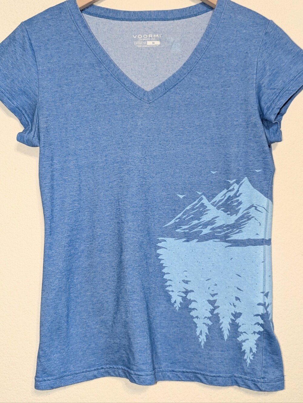Voormi Graphic T-Shirt Womens Med V-neck Pullover Short Sleeve Made in USA